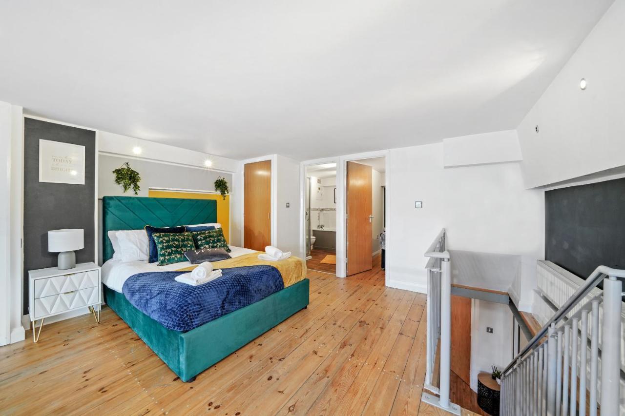 Stunning Duplex Of Central Nottingham - Balcony エクステリア 写真